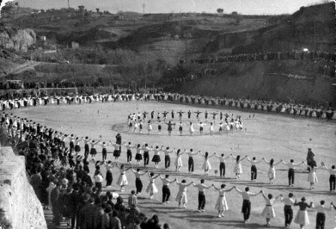 Regional competition of sardana groups on the Molins de Rei football field, 1960
