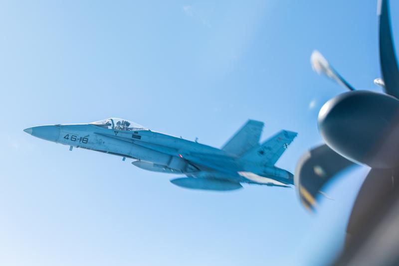 Del referèndum de l'OTAN a les crítiques de Trump: 40 anys a l'Estat marcats per la despesa en defensa i l'Orient Mitjà