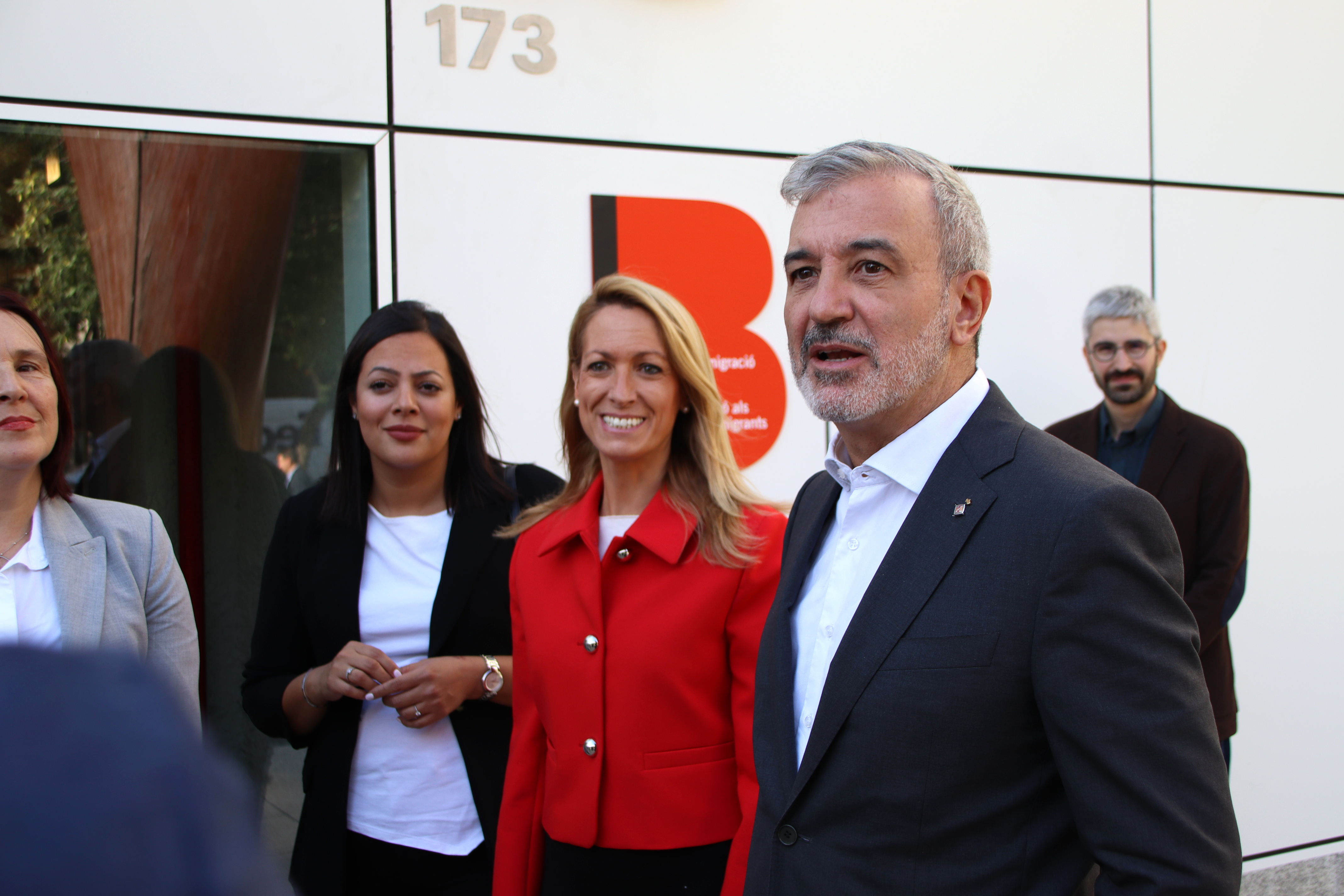 Barcelona mayor Jaume Collboni visits SAIER facilities.