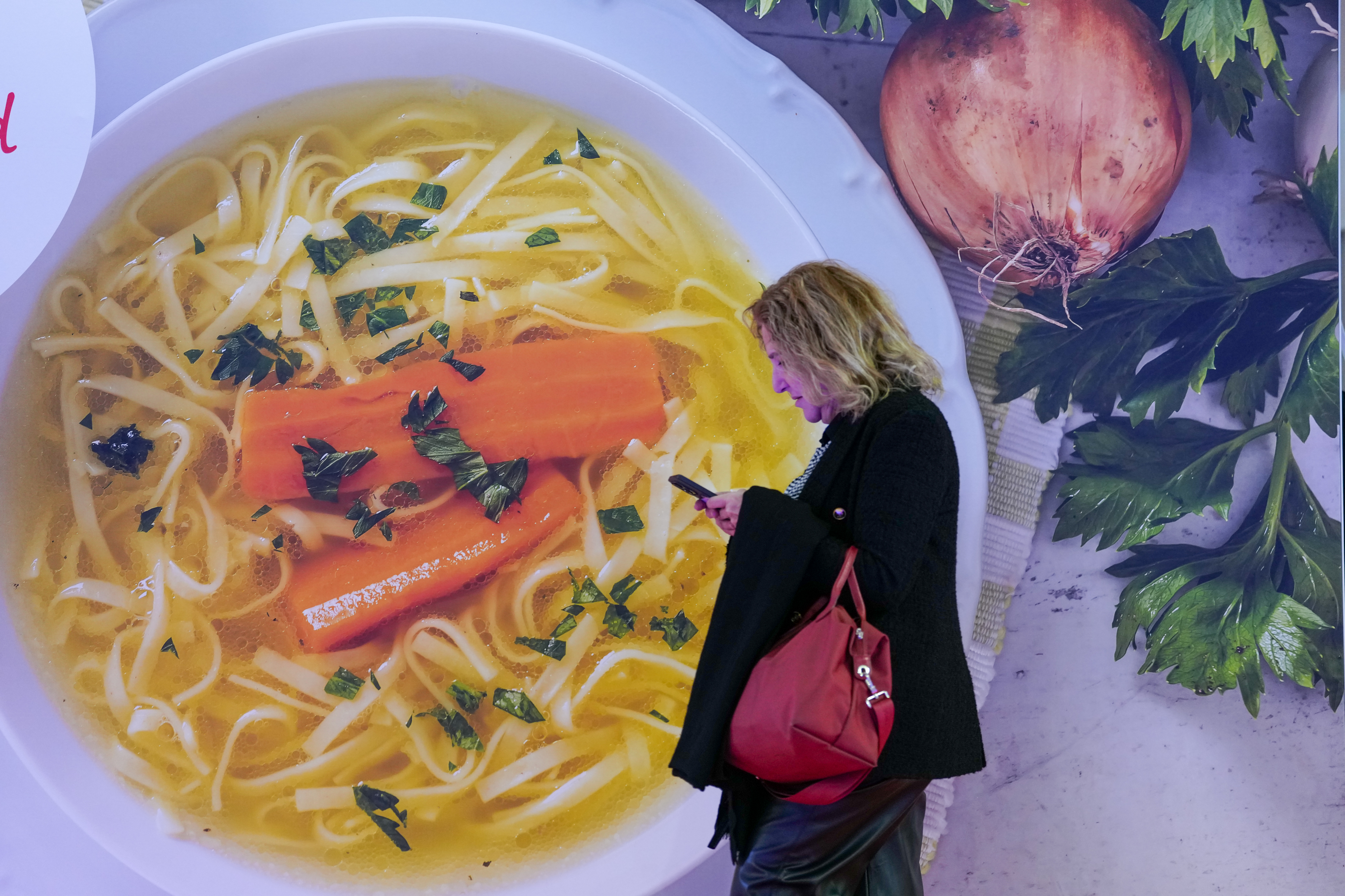 An attendee at the Alimentaria – Hostelco fair