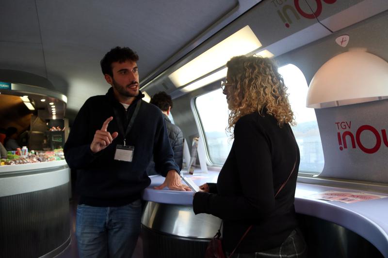 One of the free Catalan classes on the TGV train between Paris and Barcelona