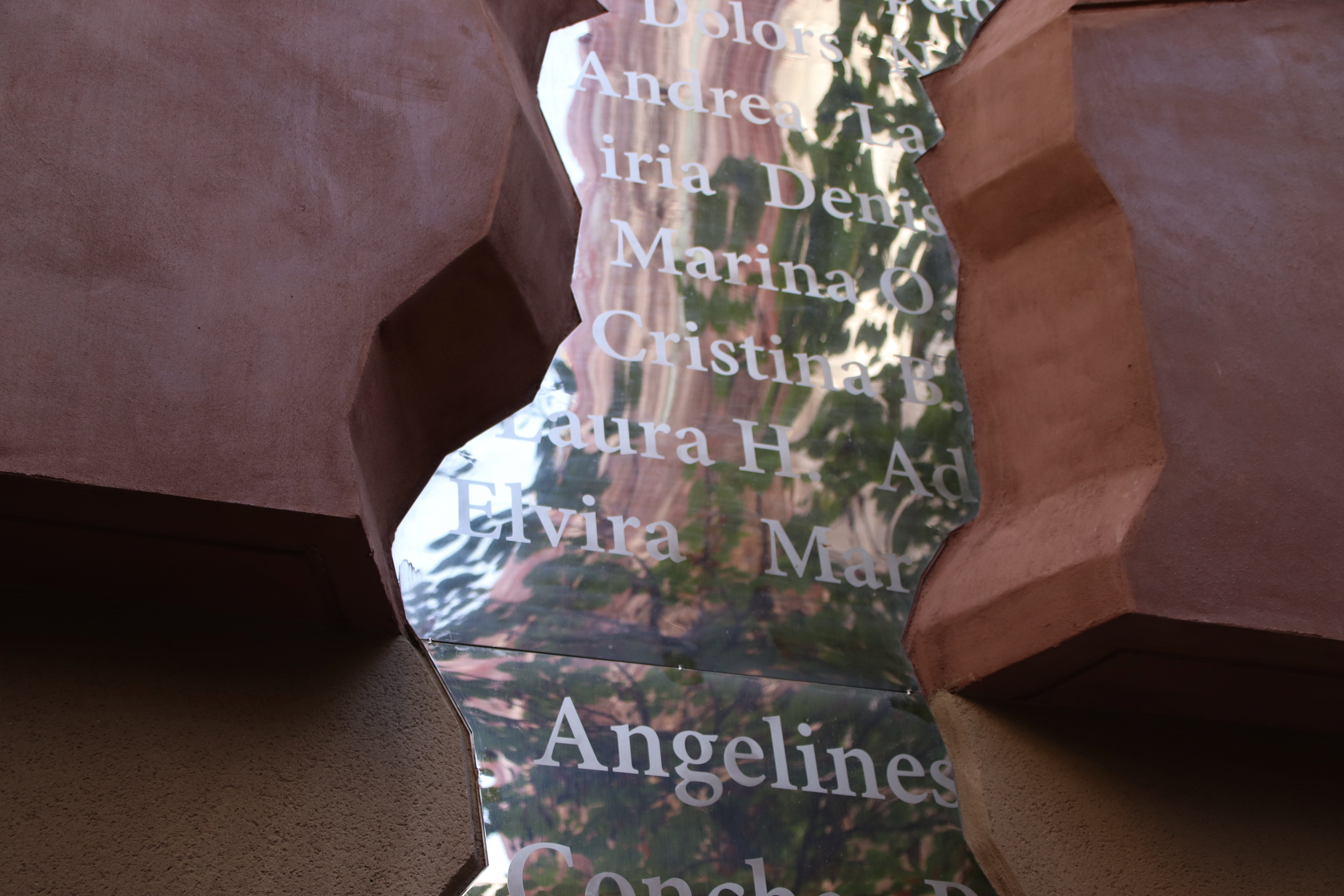 The artistic project L'Escletxa, a tribute to victims of femicide, in Barcelona's El Born neighbourhood