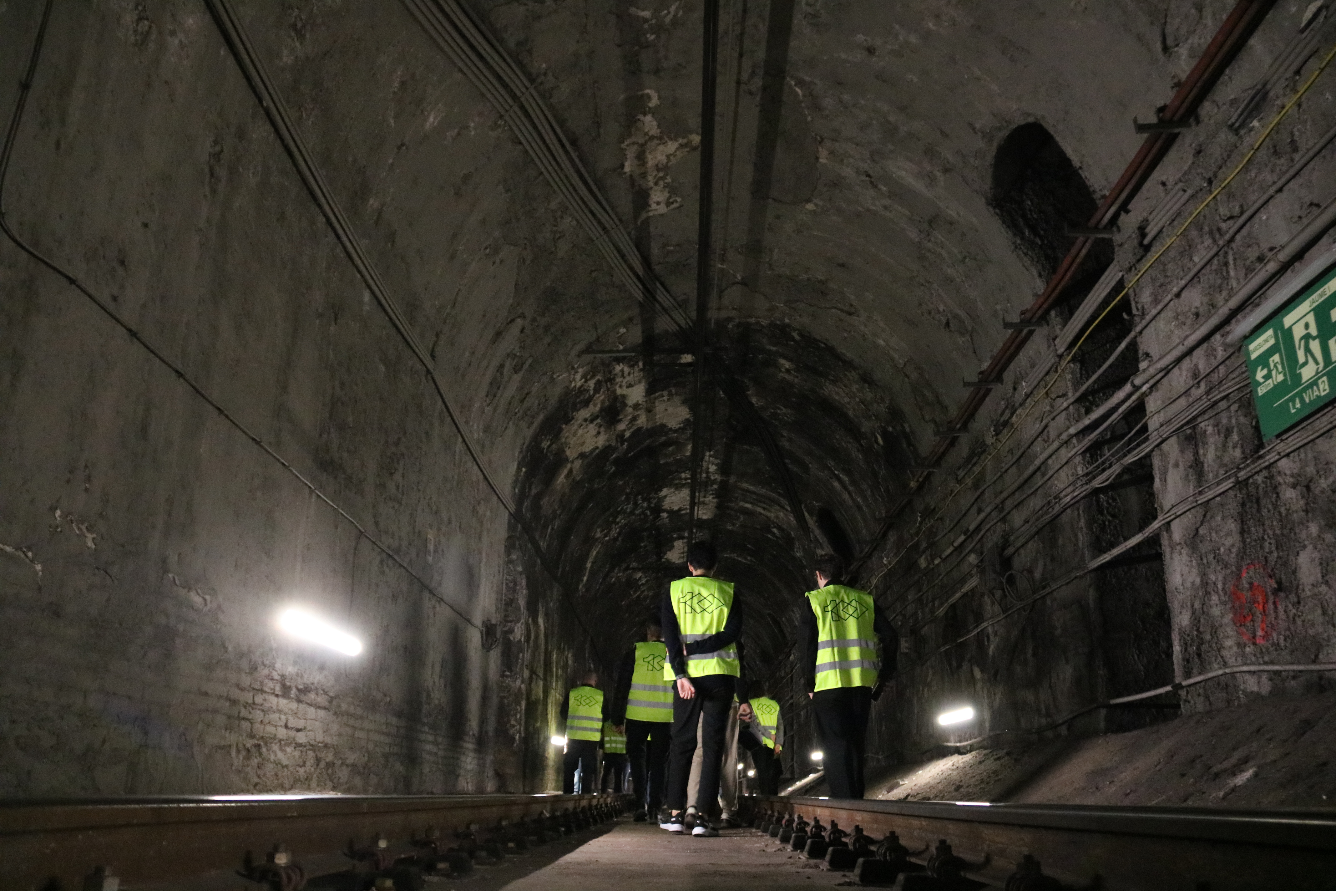 The L4 metro line tunnel between Jaume I and Barceloneta during a visit to Correus ghost metro station on October 21, 2025