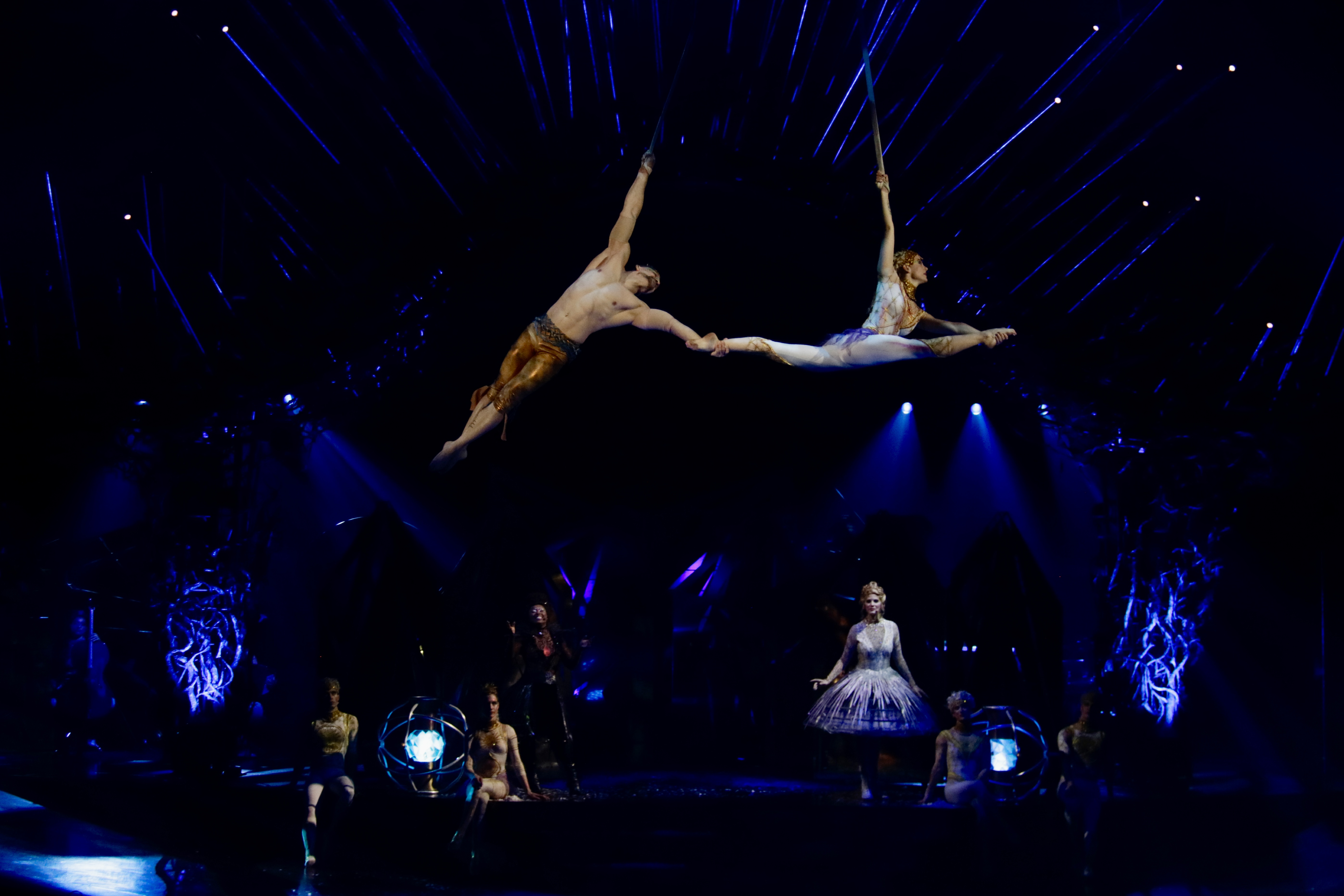 Stunts in Cirque du Soleil's Alegria
