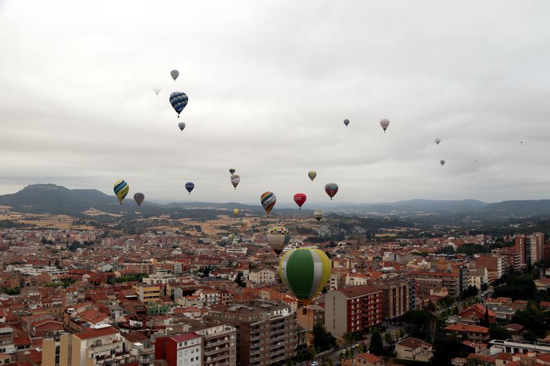 Skies of Igualada filled with hot air balloons