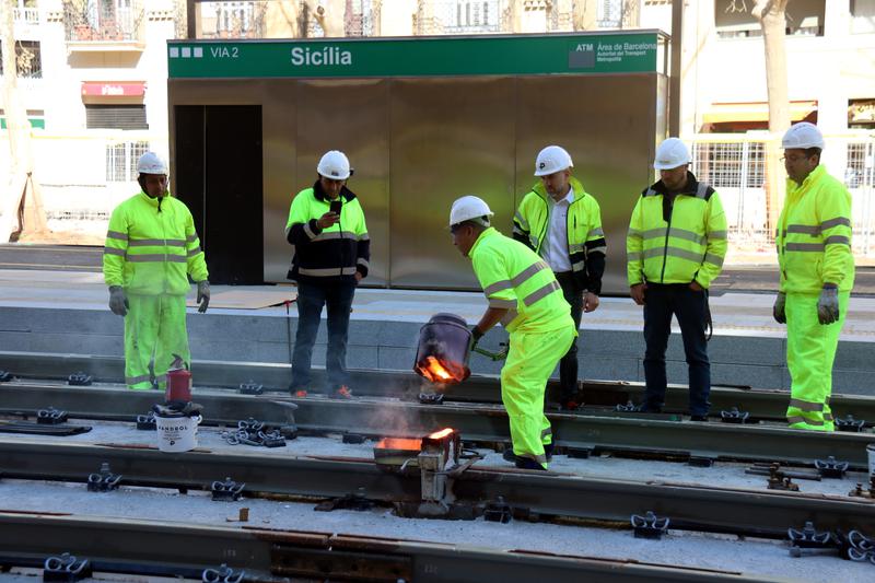 First weld in the tram works at Glòries, Barcelona on March 20, 2023