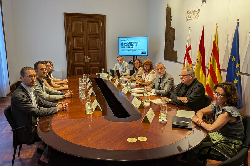 Barcelona City Council, including mayor Jaume Collboni, meets representatives of Airbnb