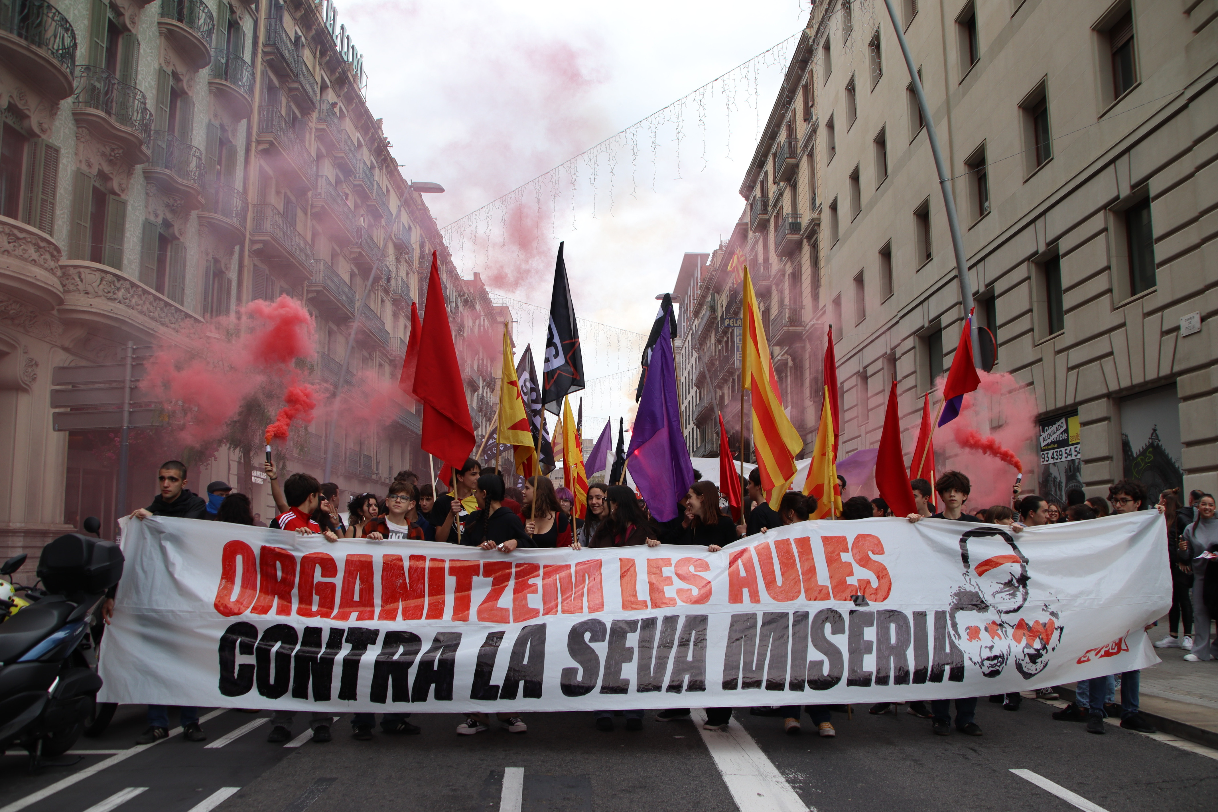 Students demonstrating in Barcelona on November 12, 2024 over politicians' handling the floods in Valencia