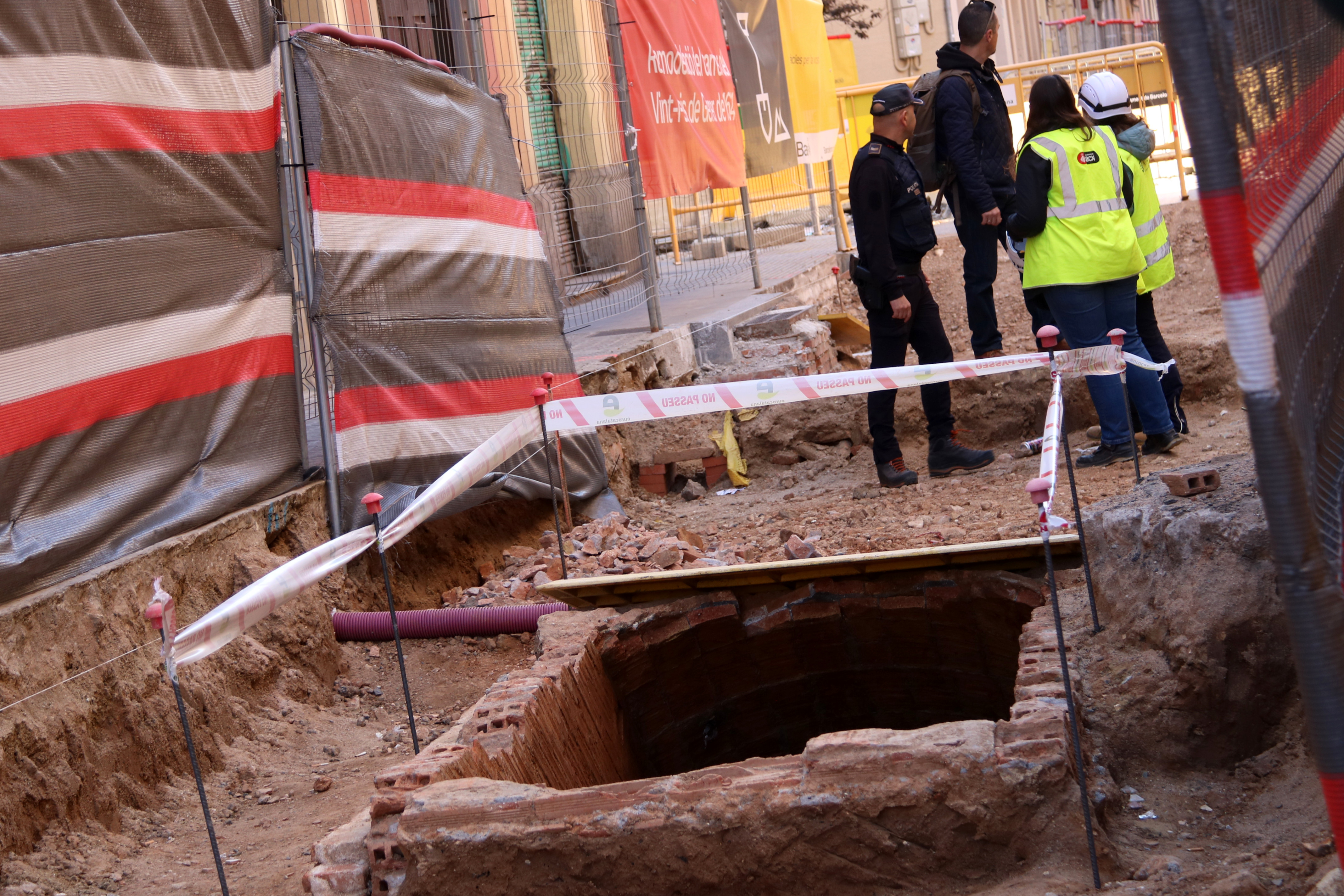 Air Raid Shelter on Carrer de Gener 26 1641