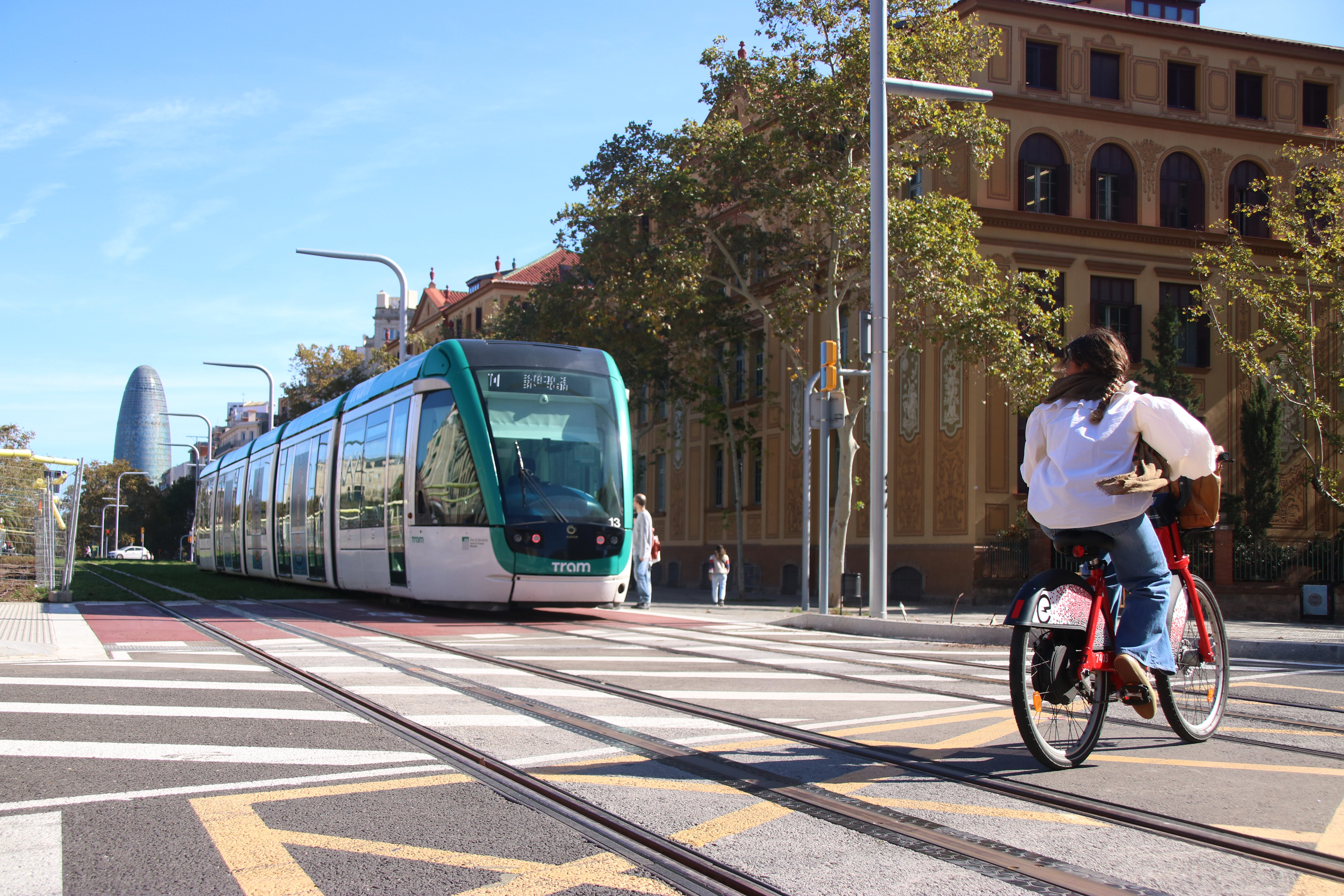 A tramway in Diagonal Avenue doing some testing on October 21, 2024