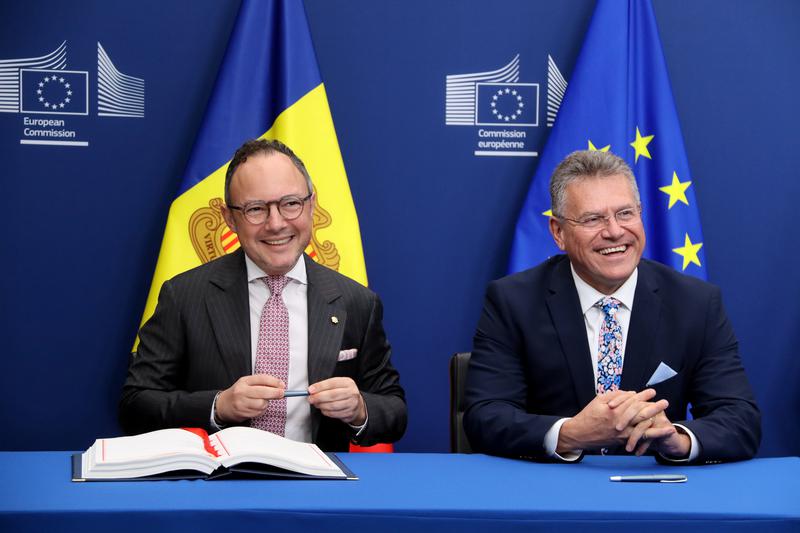 Andorran Prime Minister Xavier Espot during the signing of the EU association agreement in Brussels, alongside European Commissioner for Trade Maroš Šefcovic