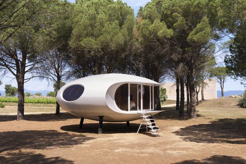 The Xasteros House designed by Nikolaos Xasteros at the Terra Remota, recovered by Clément Cividino