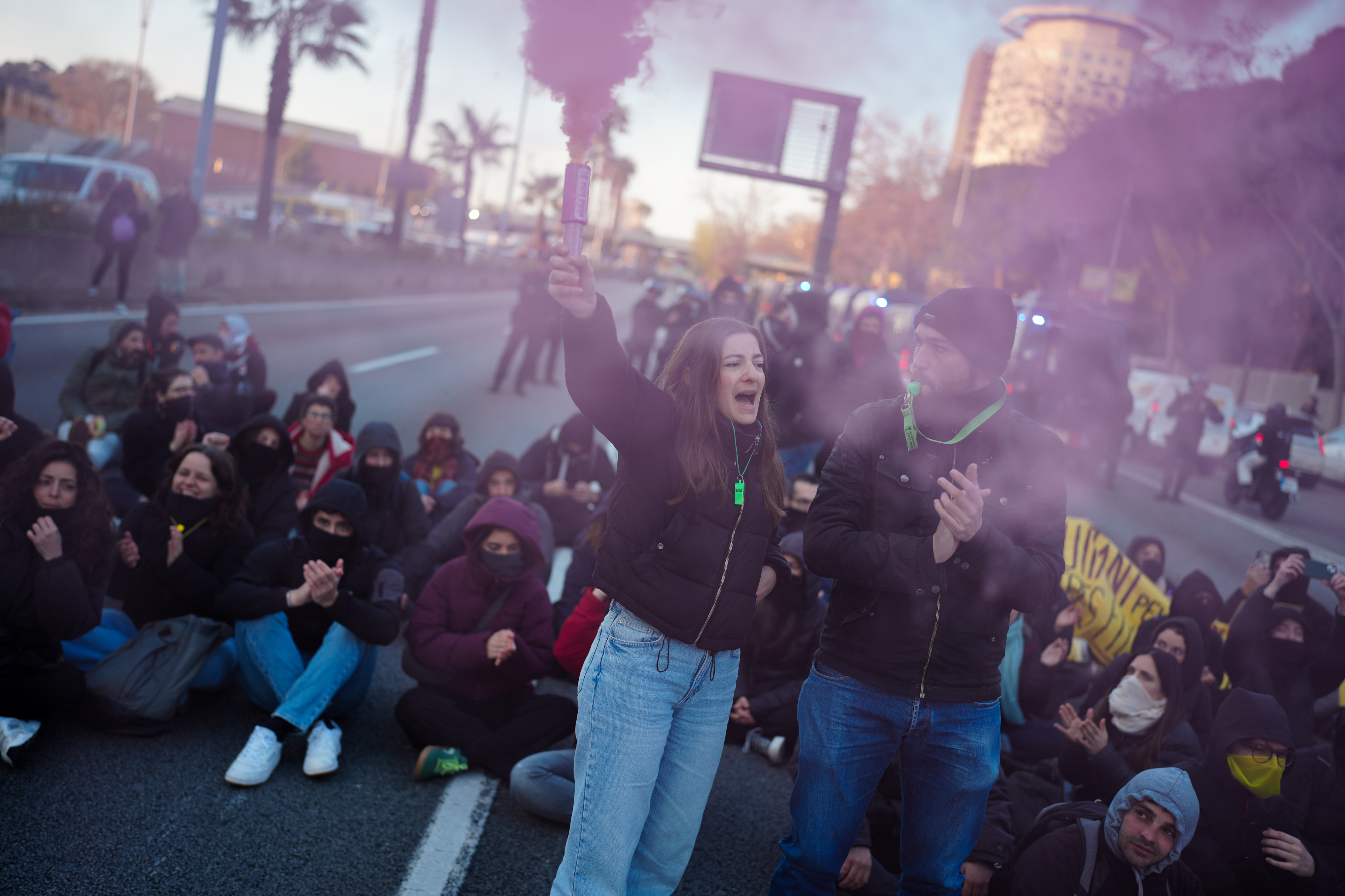 Blockade on the Ronda de Dalt near Vall d'Hebron