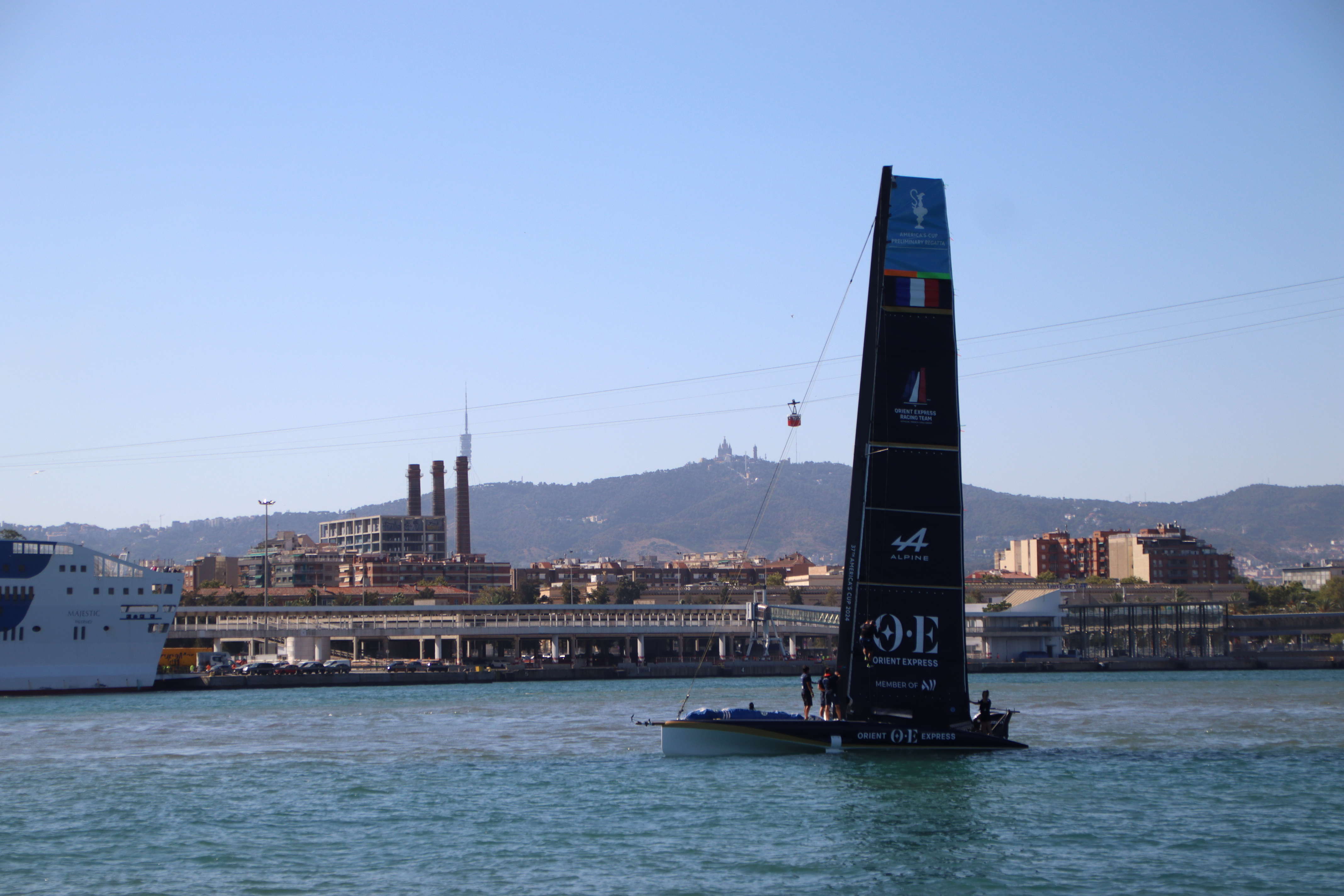 The french team sailing in Barcelona's harbor