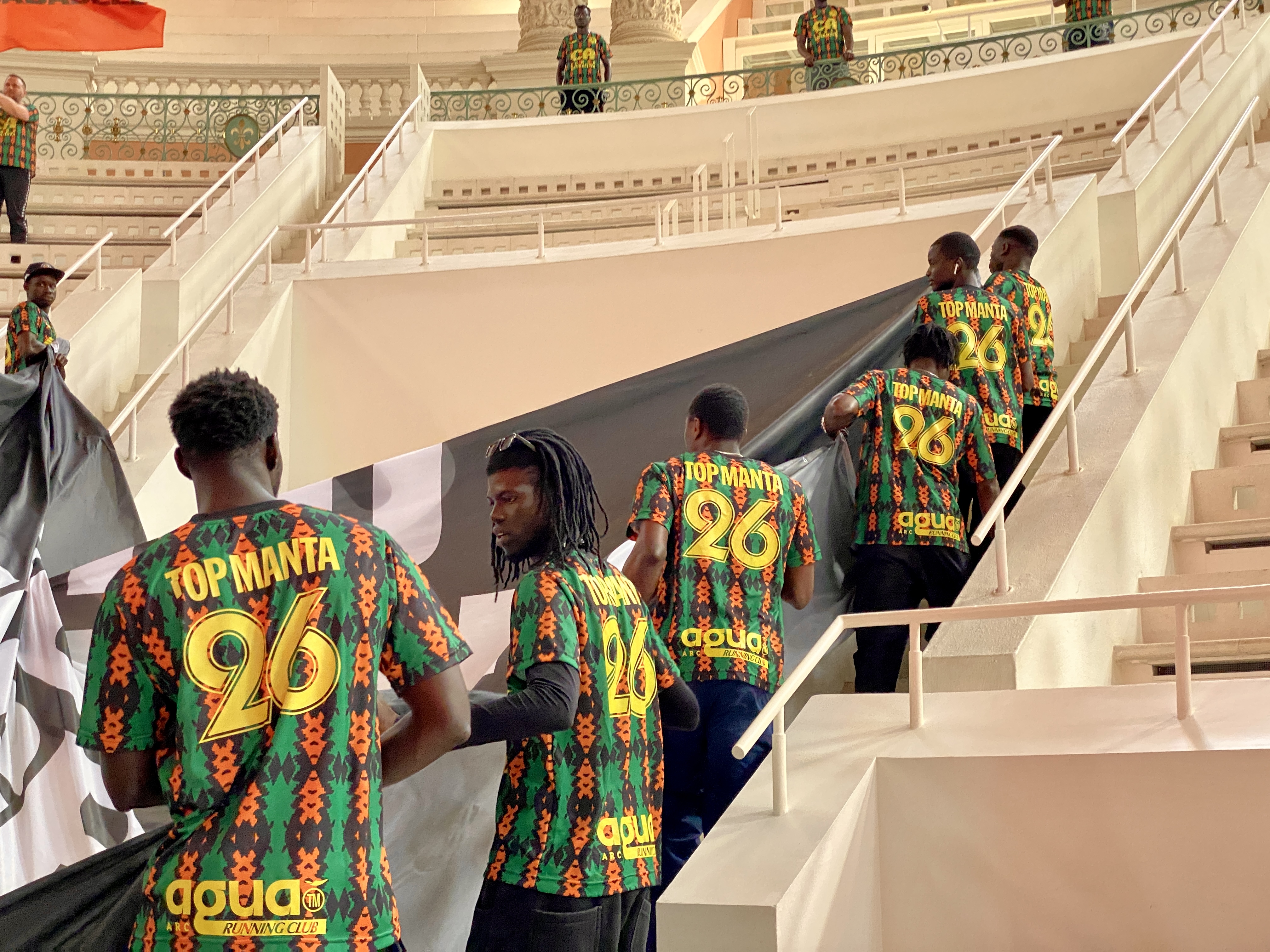 Top Manta's new T-shirt for this year's Agua Running Club collection