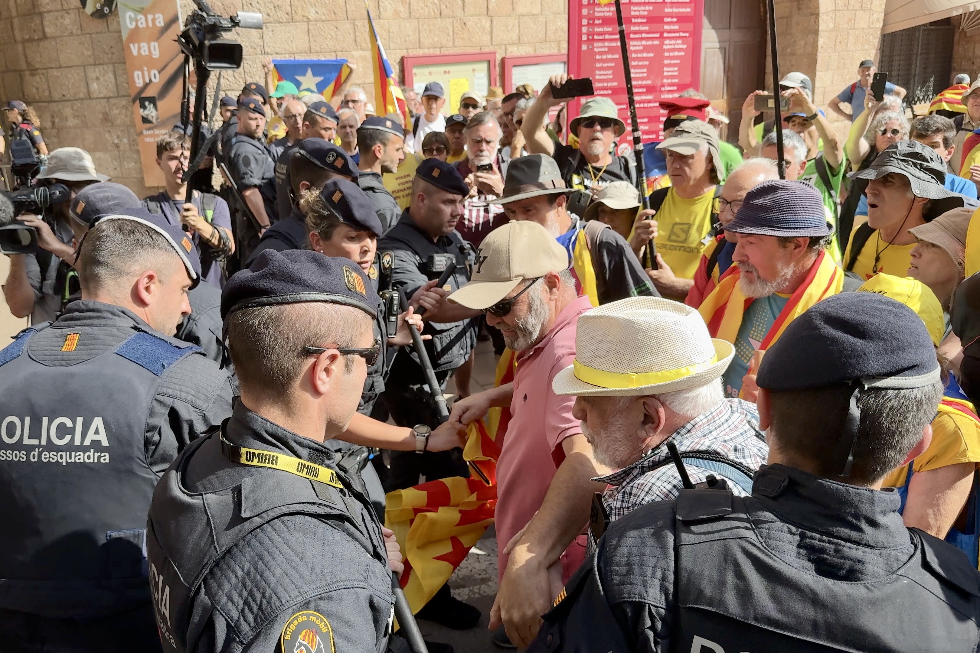 Moments of tension between protesters and police during the protest