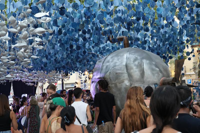 Plaça Rovira decorations, winner of the Festes de Gràcia 2026