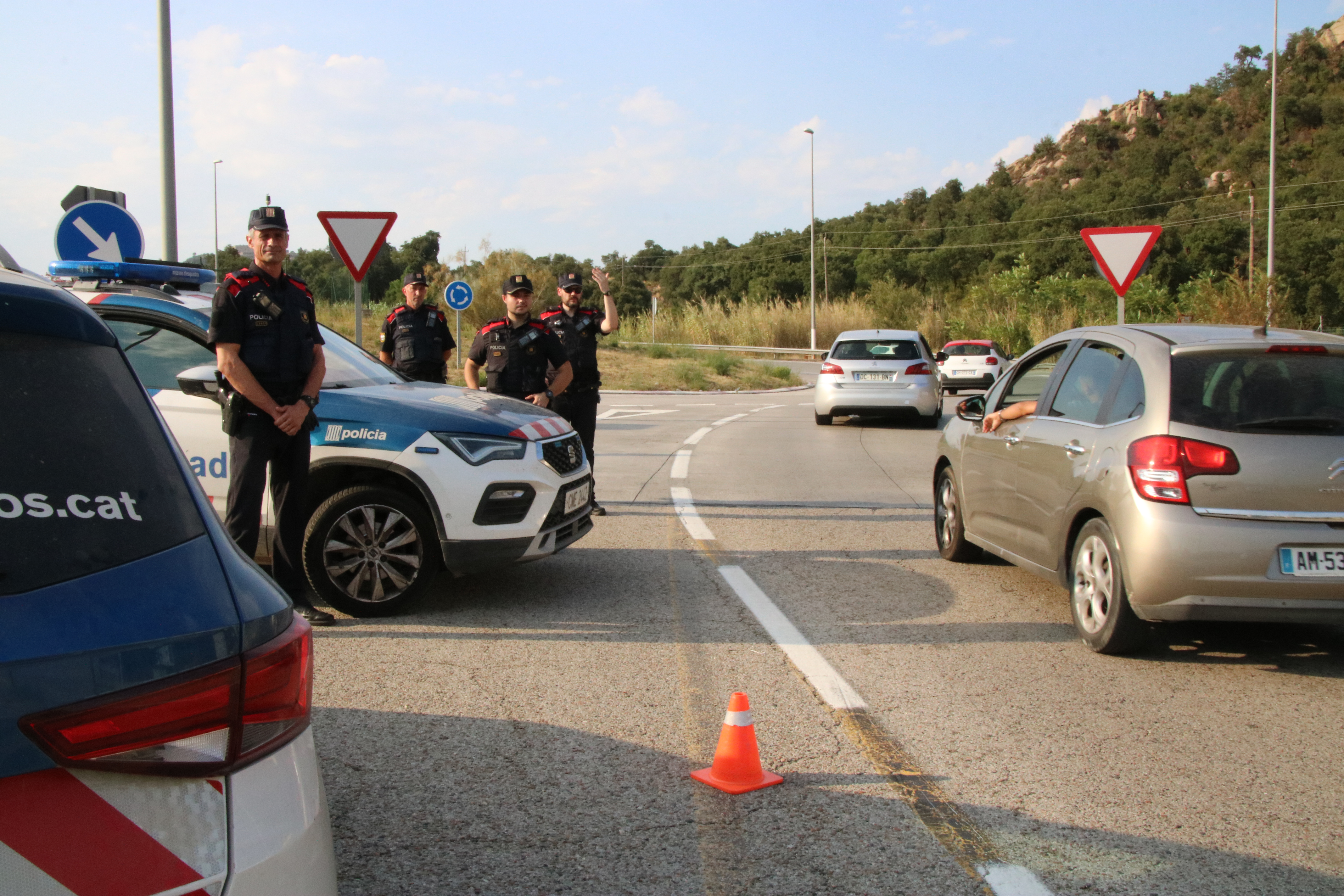 Catalan police Mossos d'Esquadra checkpoint part of the operation to arrest Carles Puigdemont