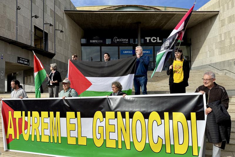Badalona Platform Against Genocide call for the basketball matchbetween Joventut de Badalona and Israel's Hapoel Natanel Holon to be called off
