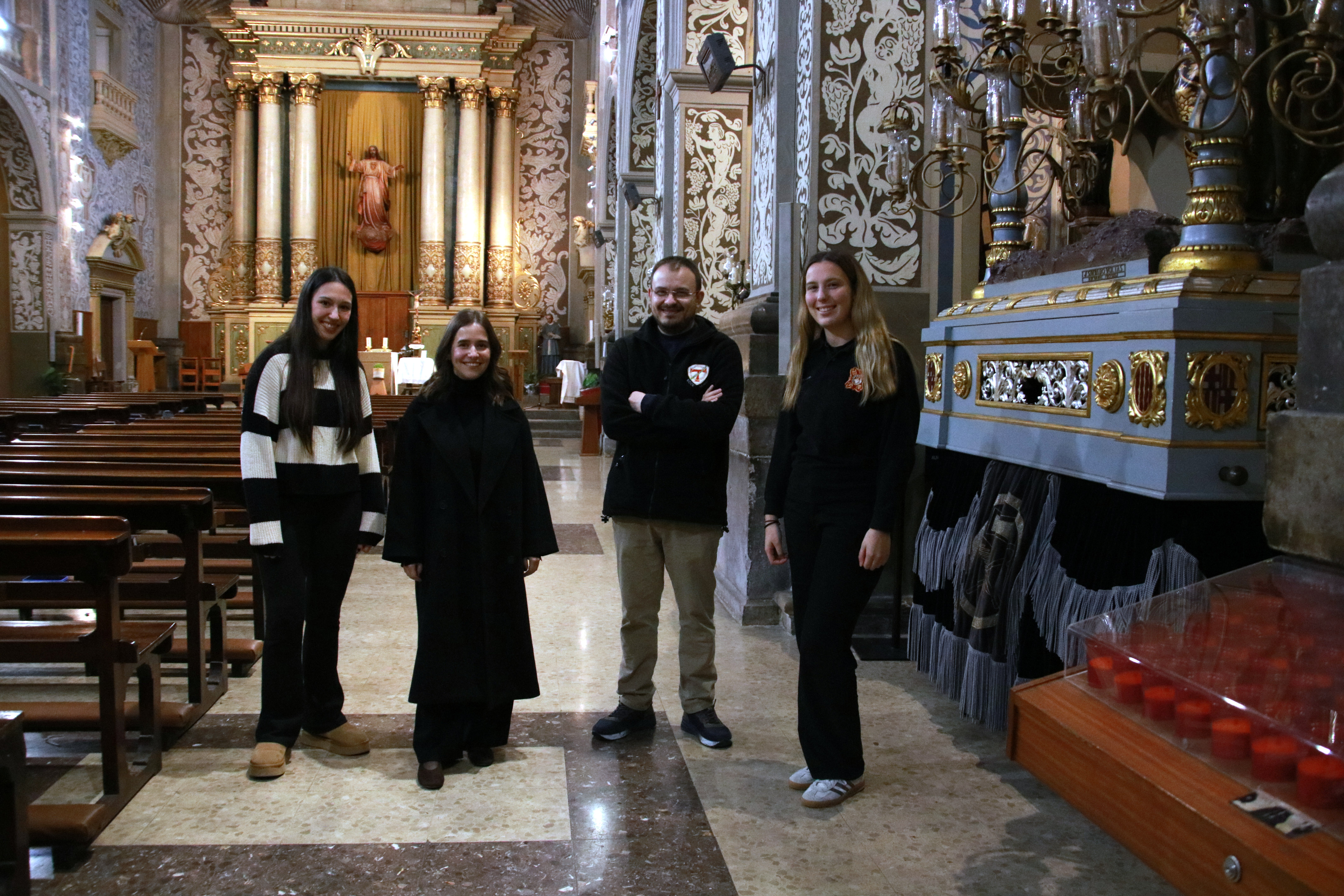 Georgina Gual, co-president of the Tarragona Holy Week Association; Agustí València, standard-bearer of the Ecce Homo Brotherhood; Xènia Serra, band leader of the Piety; and Laia Mallol, coordinator of the Marejants Guild at the Church of Saint Augustine