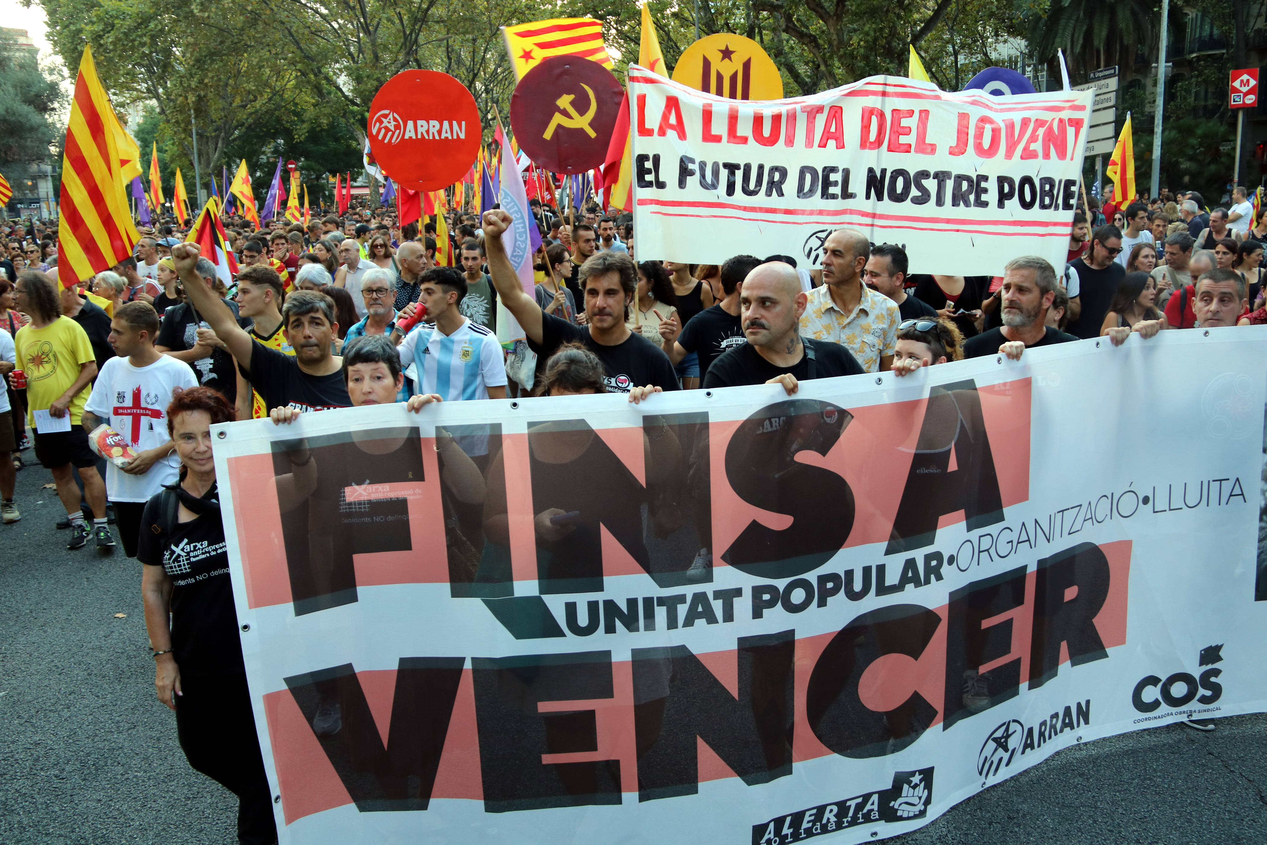 Spain's Catalonia celebrates national day amid negotiations – DW –  09/11/2023