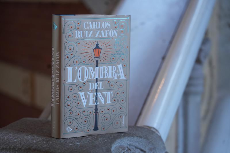 A copy of the special reissue of ‘The Shadow of the Wind’ by Carlos Ruiz Zafón, coinciding with the 25th anniversary of the first edition