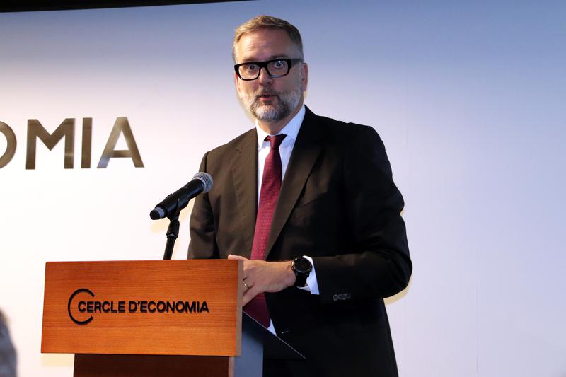 Lloyd Milen, British Consul-General to Catalonia