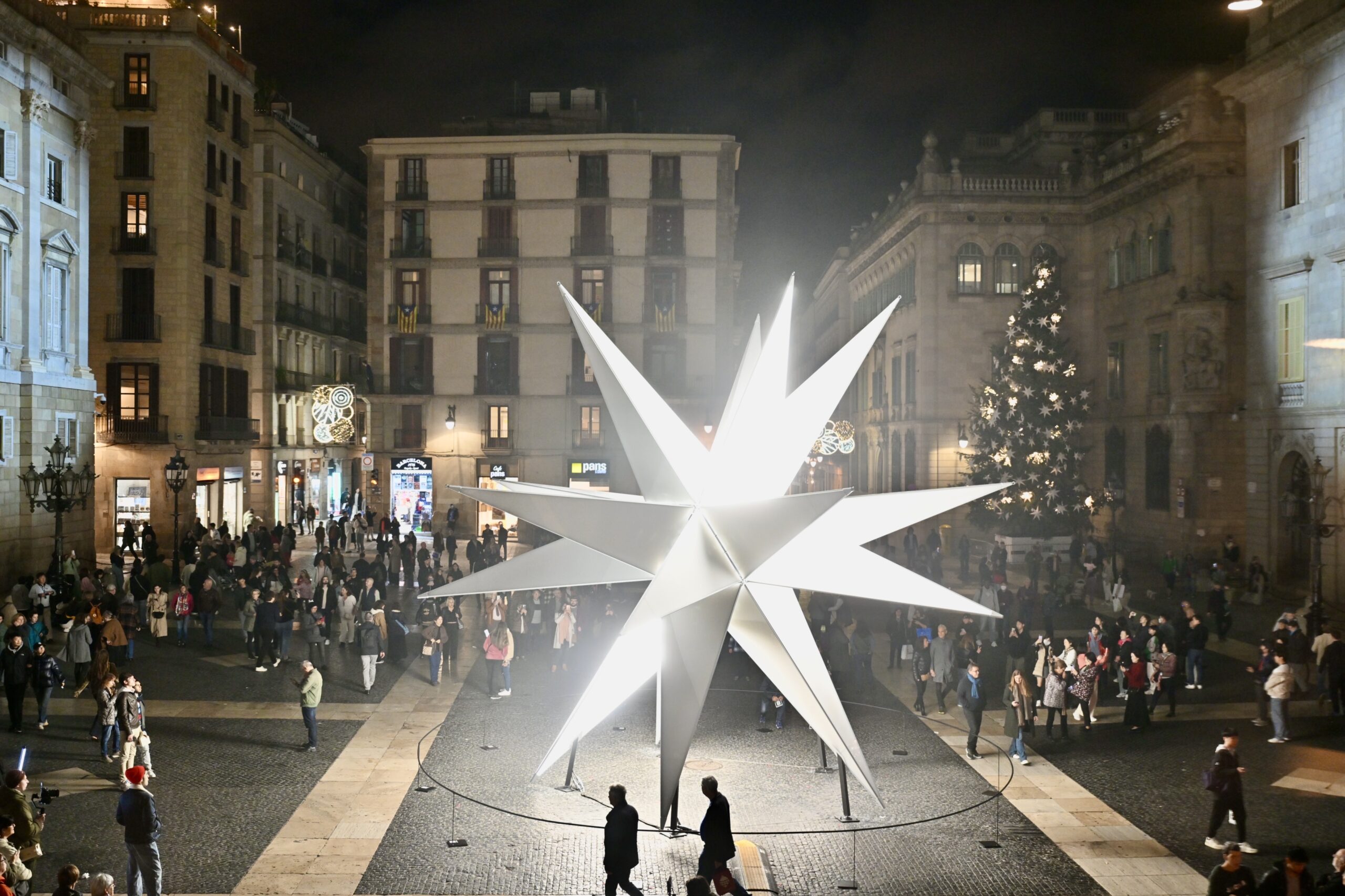 Sant Jaume square star