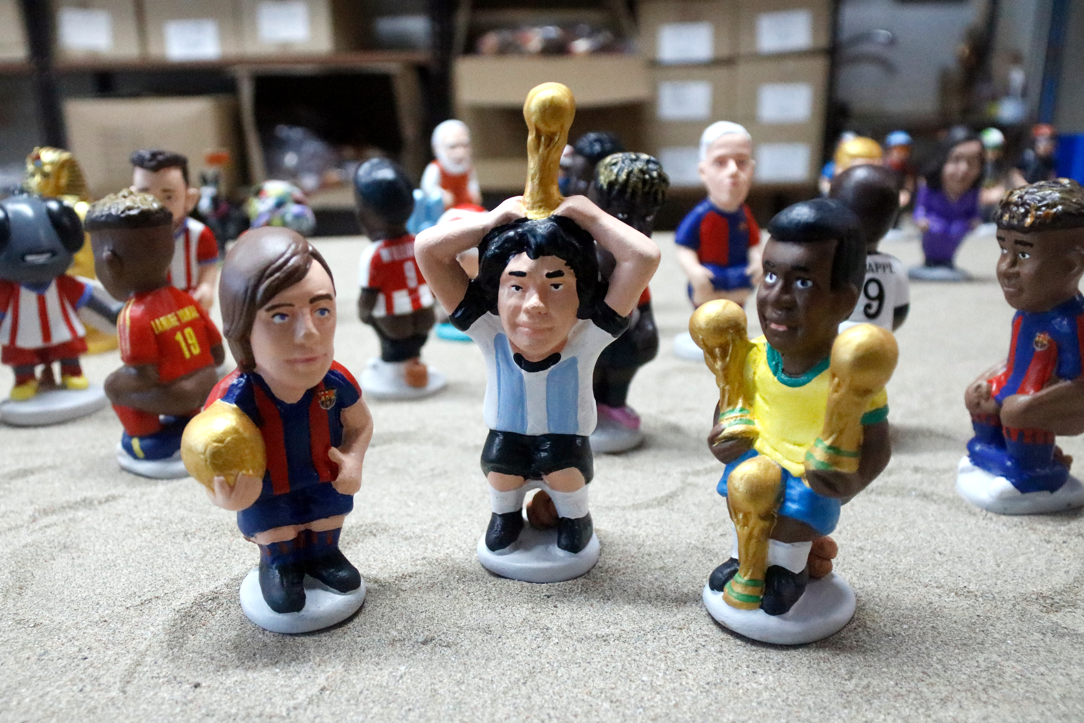 Caganers of Johan Cruyff, Maradona and Pelé