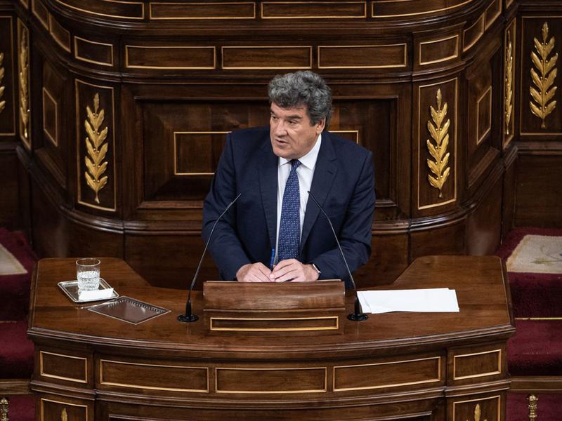 Spain's social security minister, José Luis Escrivá, speaking in Congress during the debate about pension reform