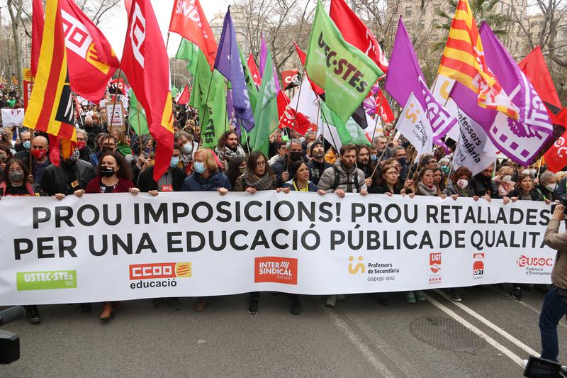 Thousands of people take part in strikes demanding improvements and investments in Catalonia's education system in March 2022