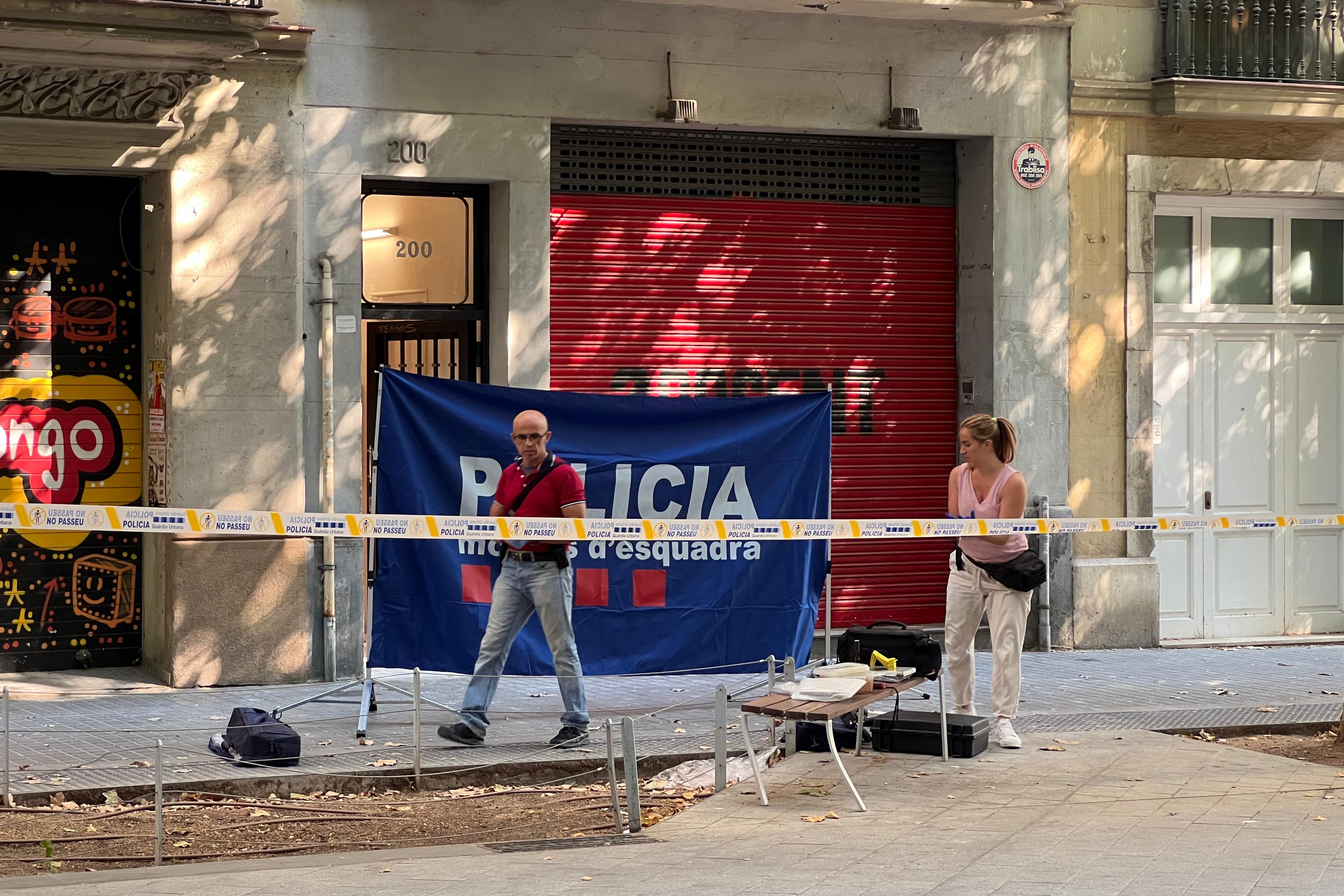 Entrance on Consell de Cent in Eixample where fatal shooting occurred