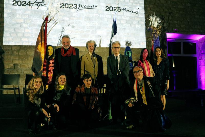 Attendees of the ceremony kicking off the three-year cycle of celebrations of anniversaries for Pablo Picasso, Antoni Tàpies, and Joan Miró