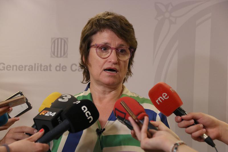 Education minister Anna Simó speaking to the press on July 13, 2023
