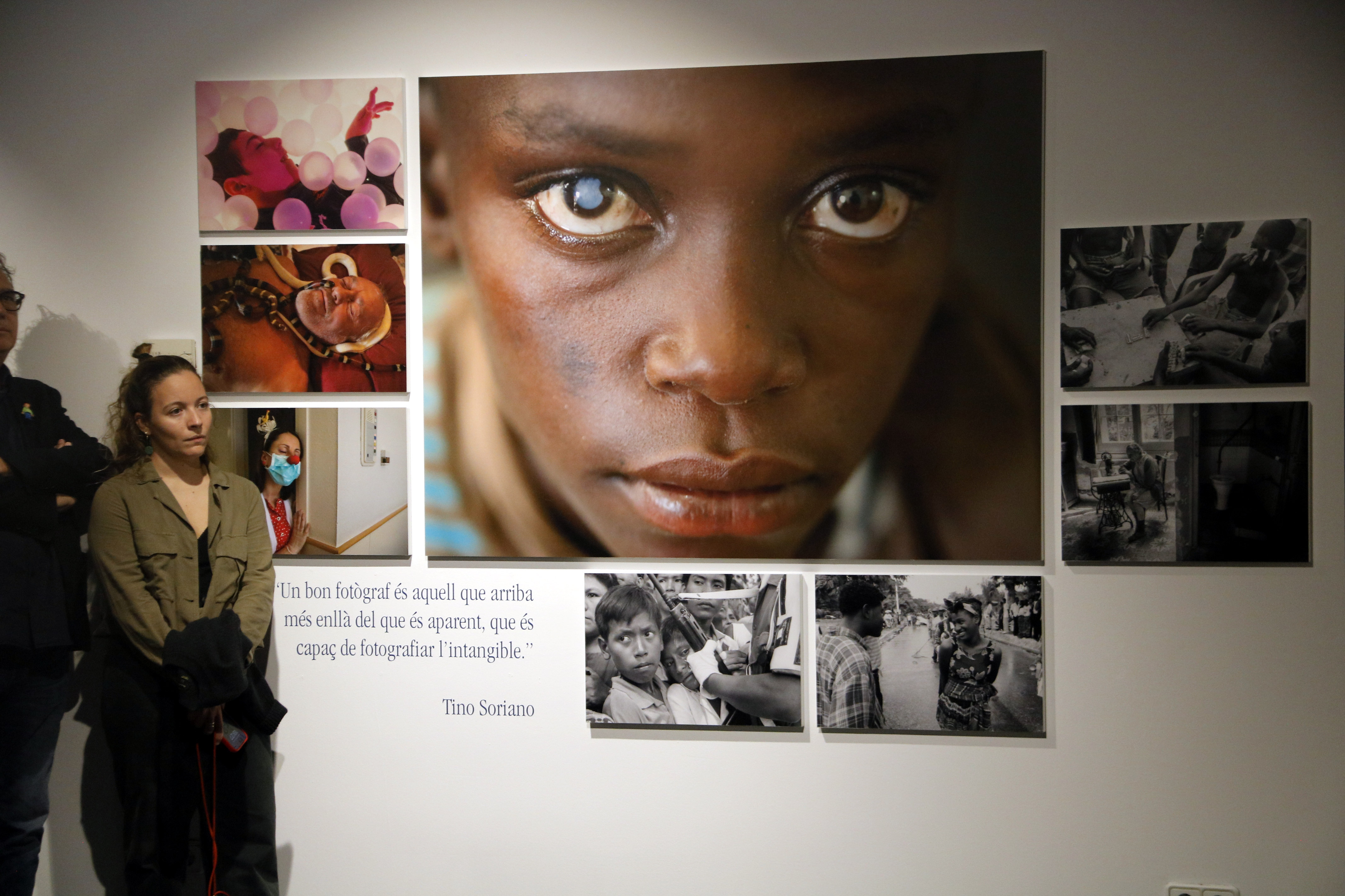 An exhibition featuring photos by Tino Soriano during the 2024 edition of the Miravisions photojournalism event