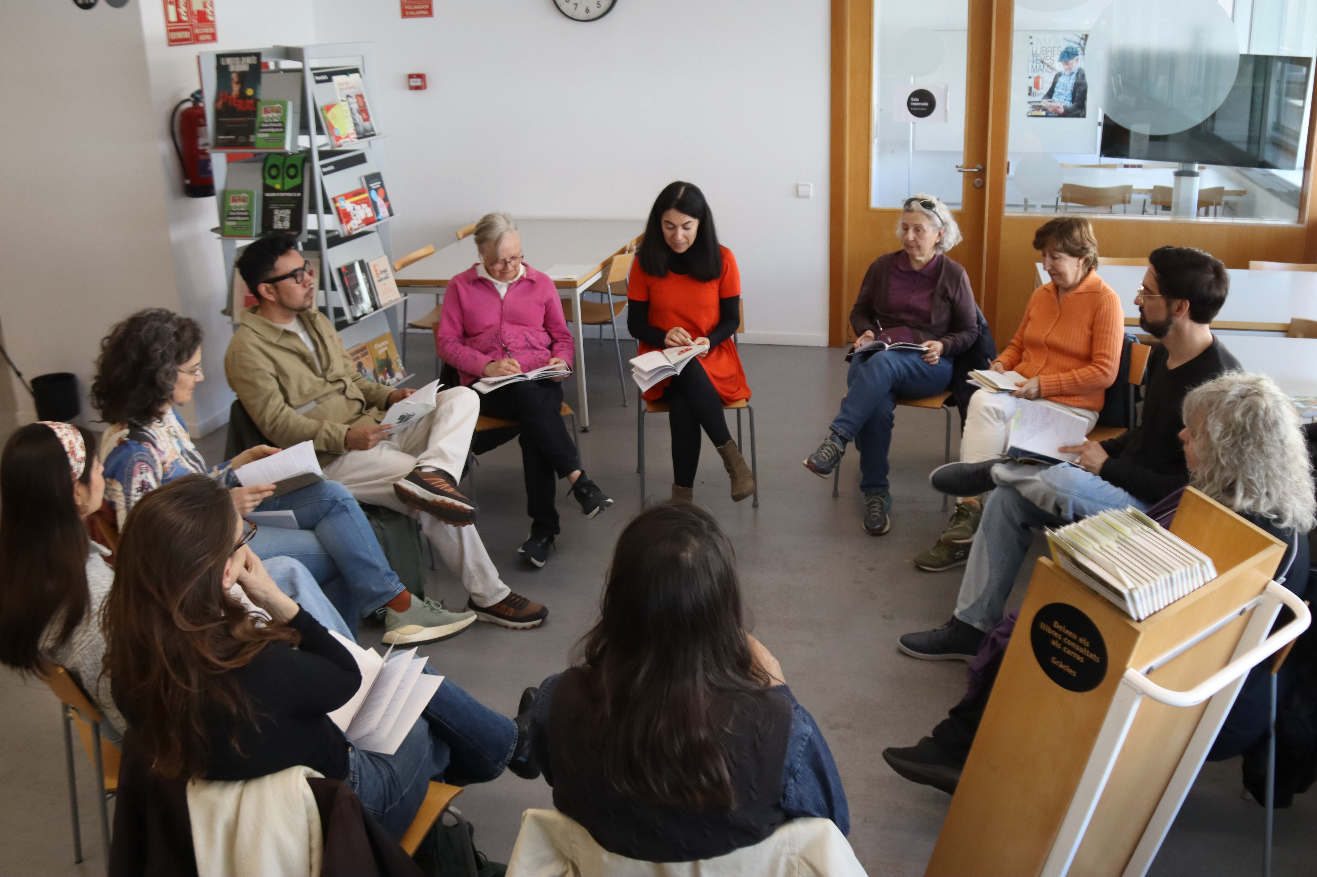 Basic-level Catalan reading club at the Ana Maria Moix Library