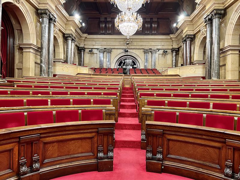 The Catalan parliament empty