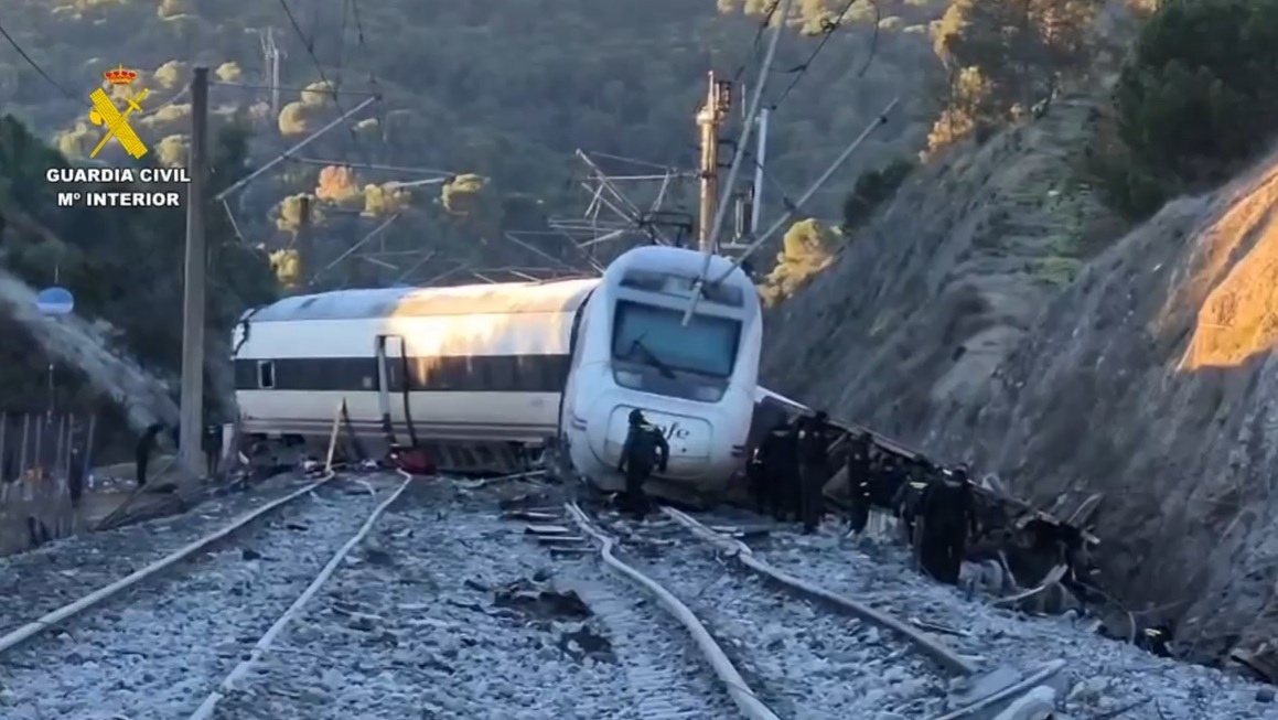 The Renfe Alvia train derailed in Adamuz, Córdoba, in the autonomous region of Andalusia