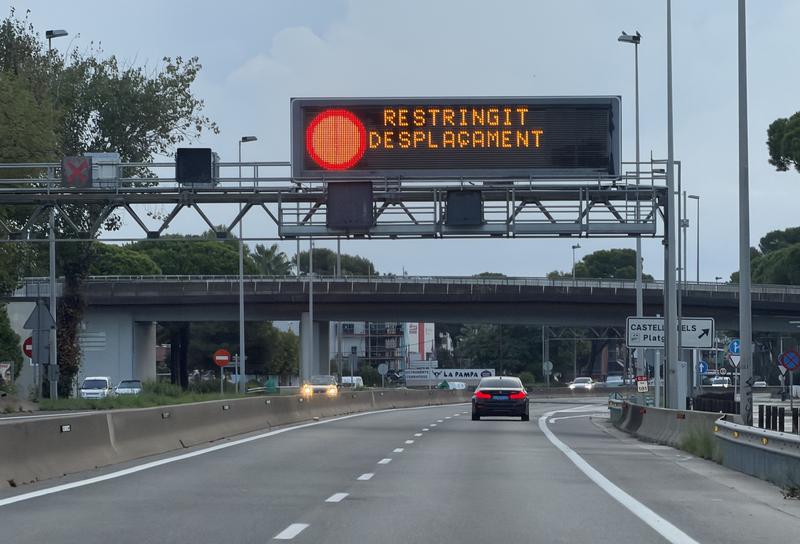 El temporal redueix un 14% el trànsit a l’Àrea Metropolitana i fins a un 36% a l’AP7 a Girona el diumenge