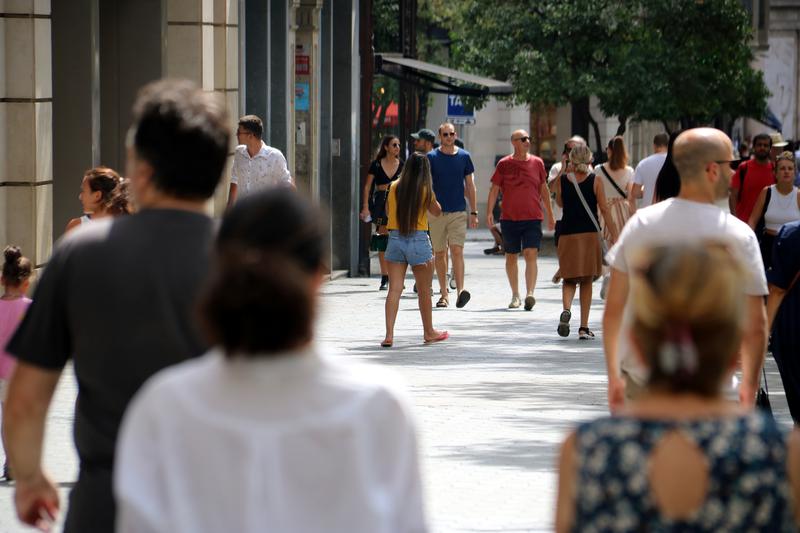 Tourists on Barcelona's Passeig de Gràcia