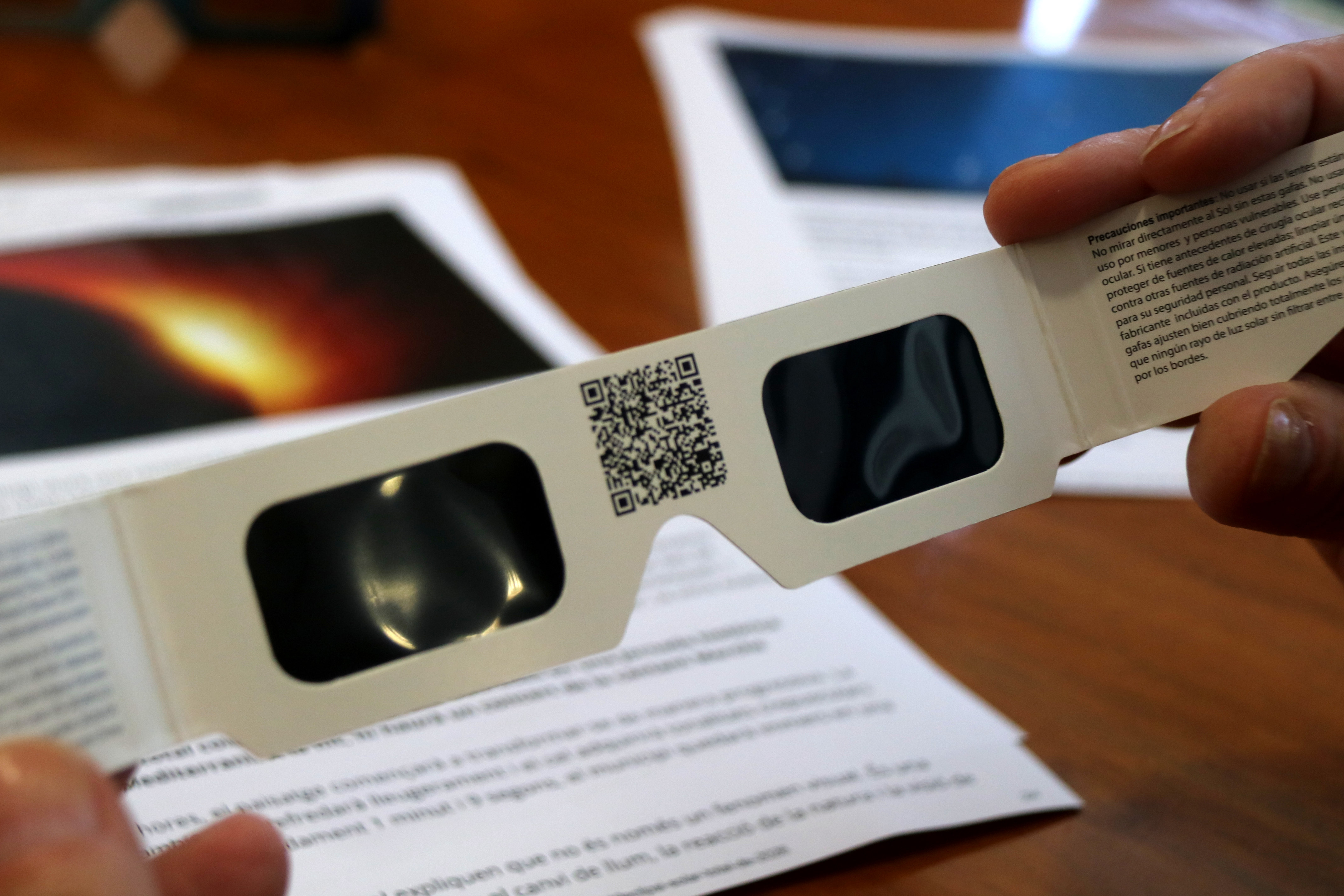 Eclipse glasses that the Salou council will hand out on August 12