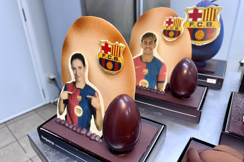 Traditional Easter 'Mones de Pasqua' with Barça players Aitana Bonmatí and Lamine Yamal, at Zaguirre bakery in Terrassa.