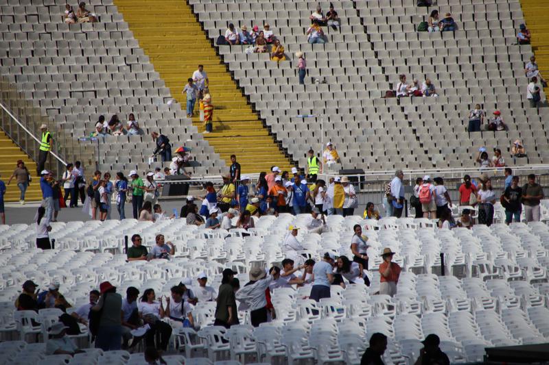 Obre portes l'Estadi Olímpic per acollir la vetlla de pregària amb el Papa que reunirà 40.000 persones
