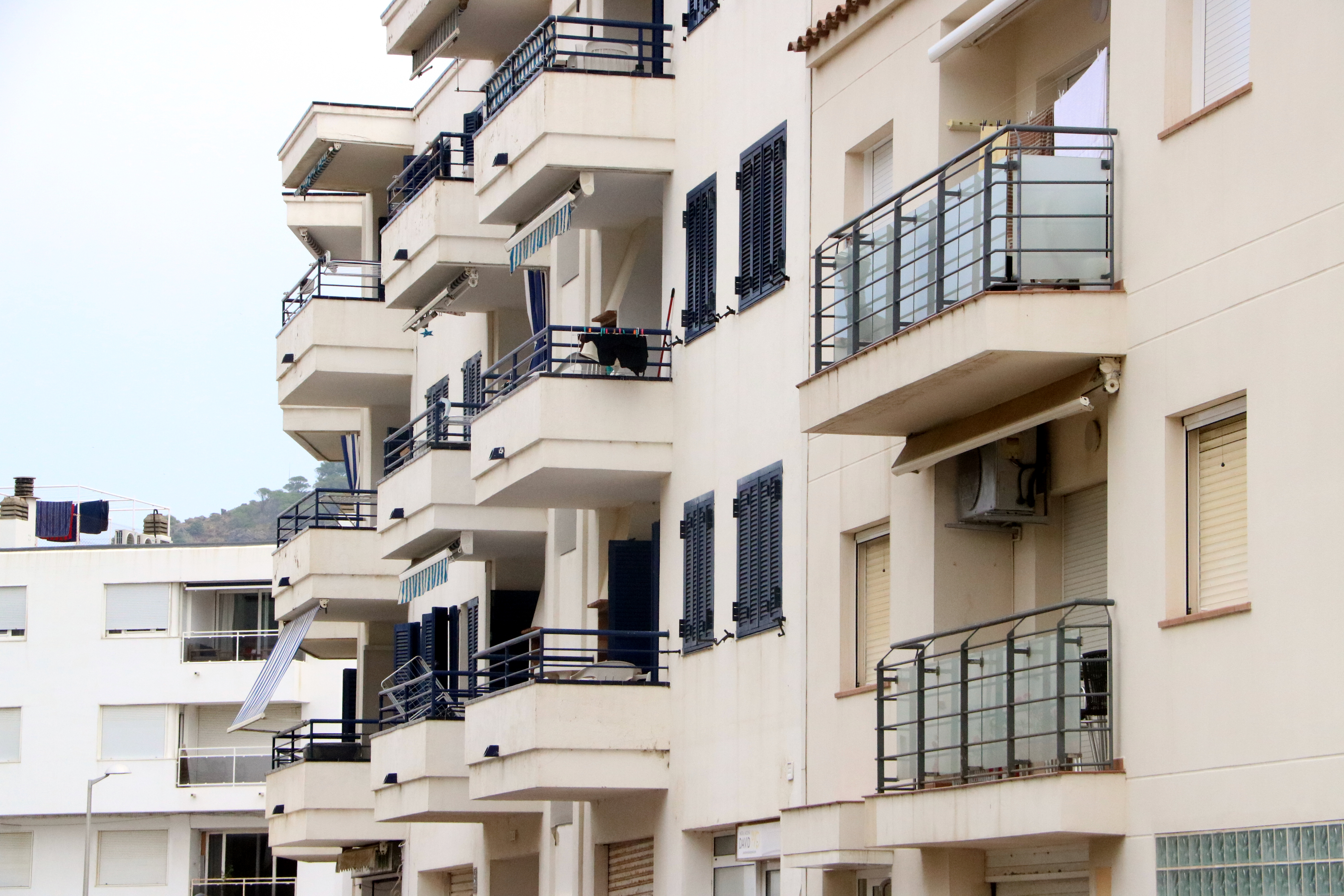 Flats in Port de la Selva
