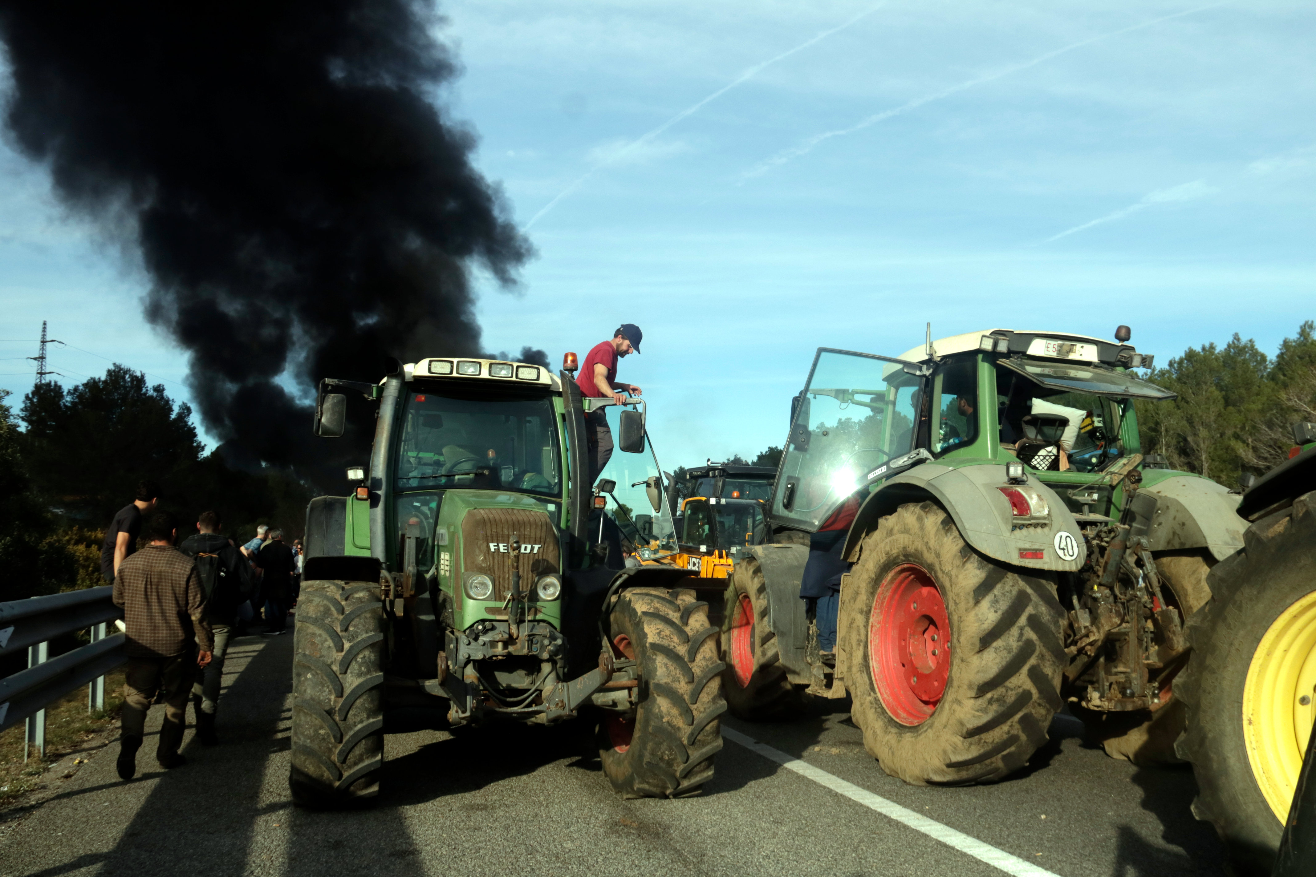 Farmers lift the highway blockade in Girona on February 14, 2024