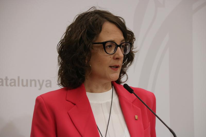 Tània Verge, equality and feminism minister, at a press conference presenting the action plan to combat aesthetic pressure