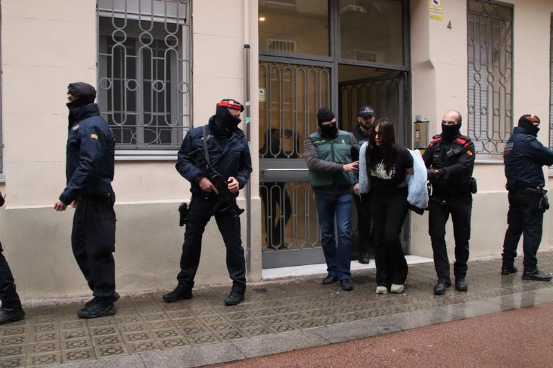 Police arrest one person as part of a drug trafficking operation in Poblenou, in Barcelona