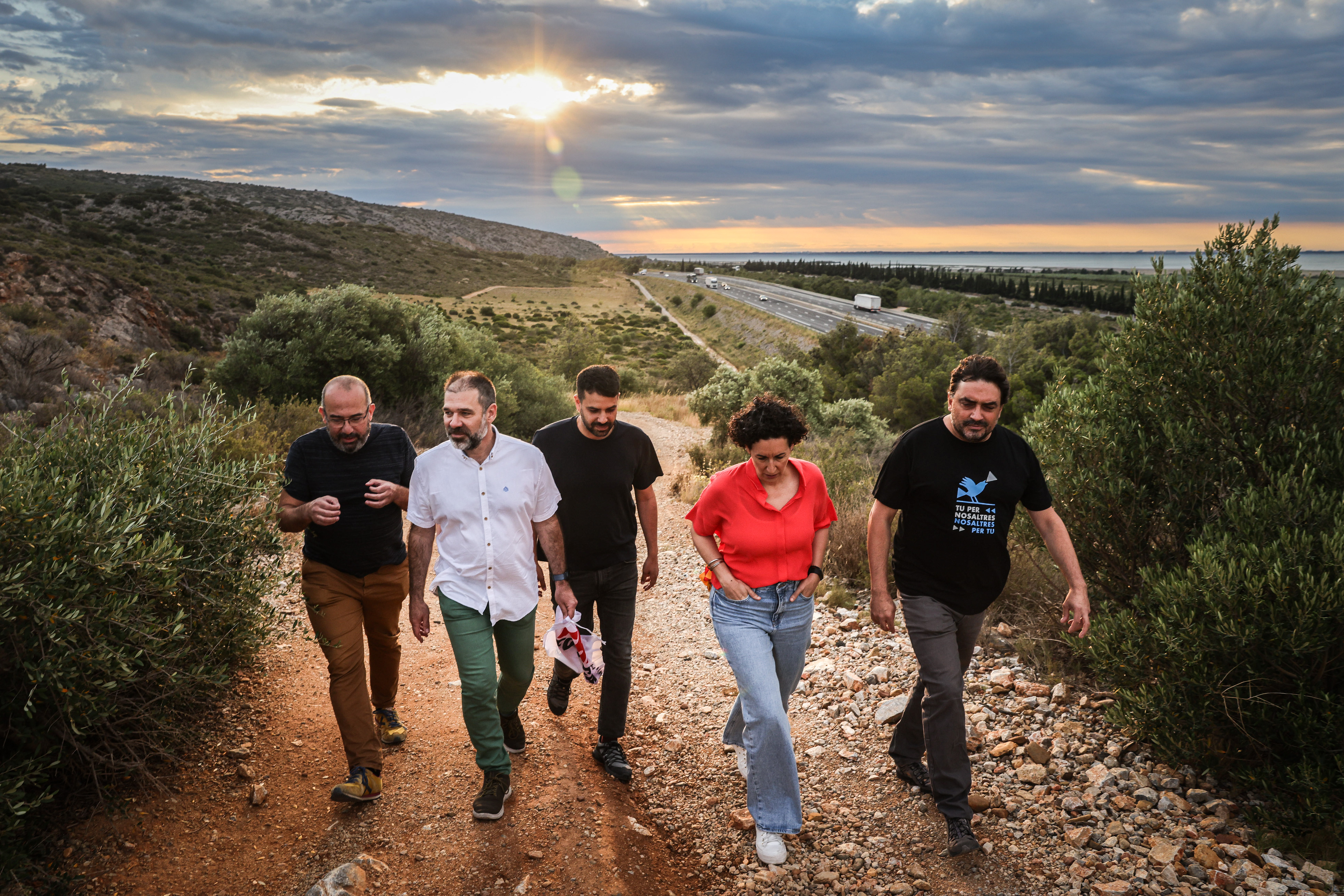 Esquerra Republicana leader Marta Rovira and MP Ruben Wagensberg accompanied by Oleguer Serra, Jesús Rodríguez, and Josep Campmajó before crossing the French-Spanish border during their return from Switzerland to Catalonia on July 12, 2024