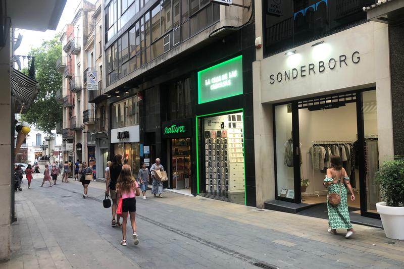 Només un 7% de les denúncies per vulneració de drets lingüístics dels consumidors han acabat en sanció l'última dècada
