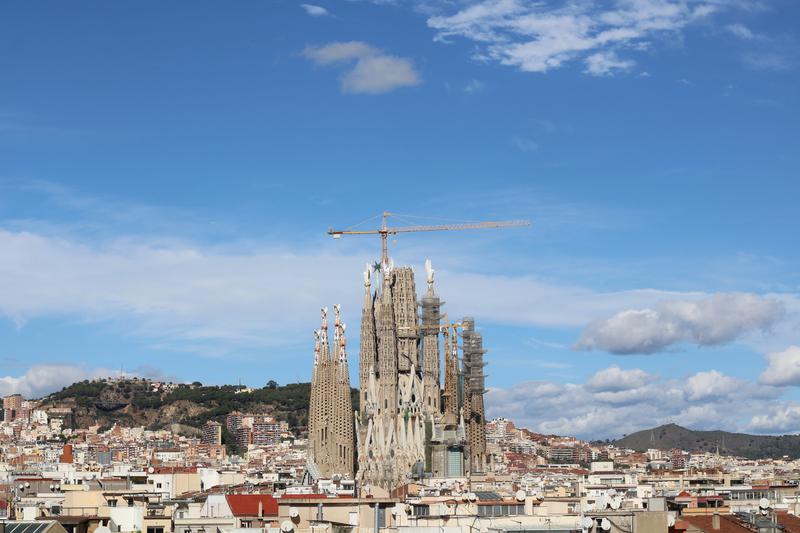 The Sagrada Família Basílica with the Evangelist towers completed. 